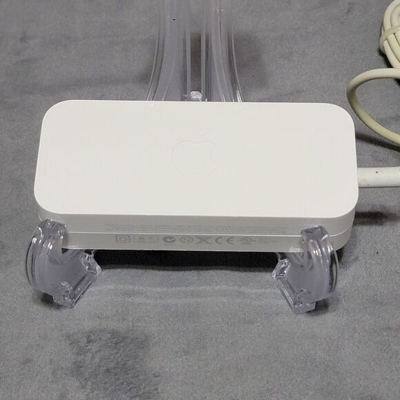 Apple AirPort Extreme Base Station A1408 WiFi Router - W/ Power -Tested/Working - Picture 10 of 14
